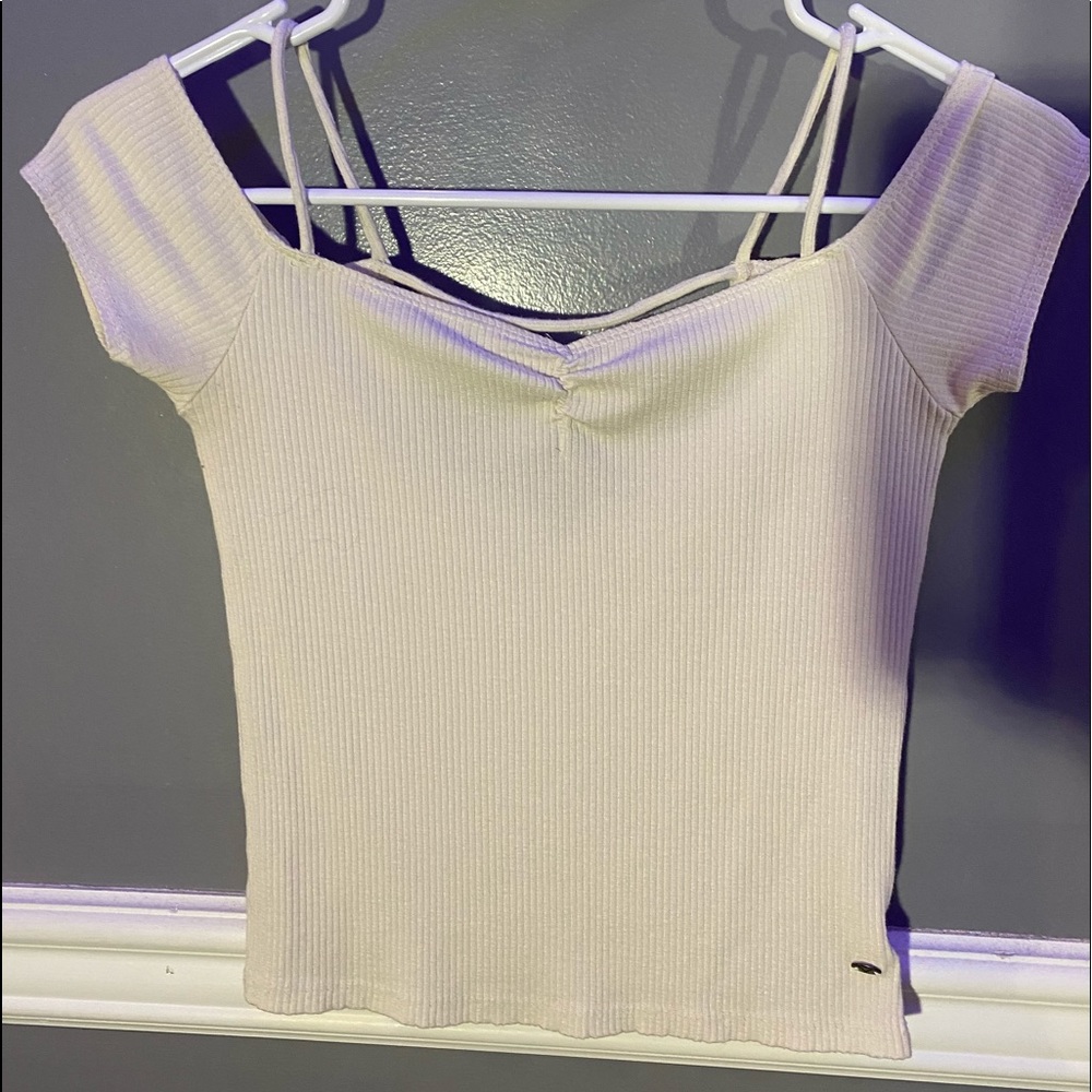 American Eagle Cream Shirt